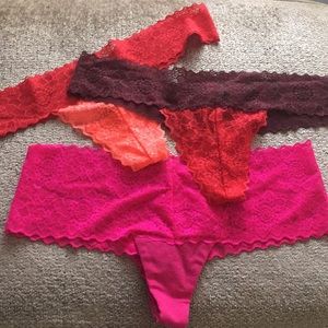 Set of 3 panties, 2 thongs and 1 cheekster_ DO NOT BUY
